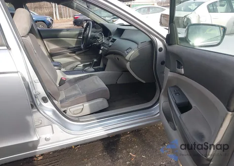 2008 Honda Accord 2.4 Lx-P z USA, uszkodzony, nr VIN 1HGCP26478A139063